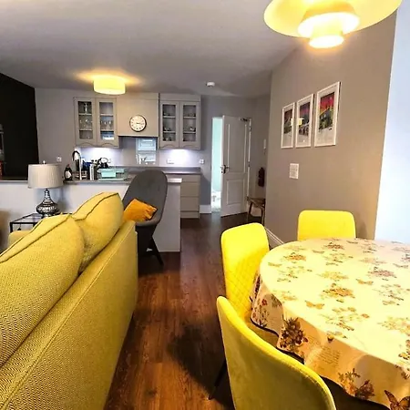 Modern City Centre Luxury - Sleeps 6 Galway Exterior photo