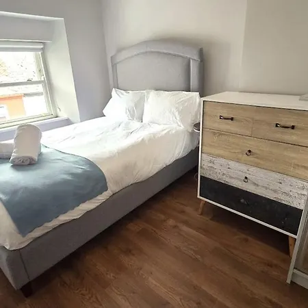 Modern City Centre Luxury - Sleeps 6 Galway Exterior photo
